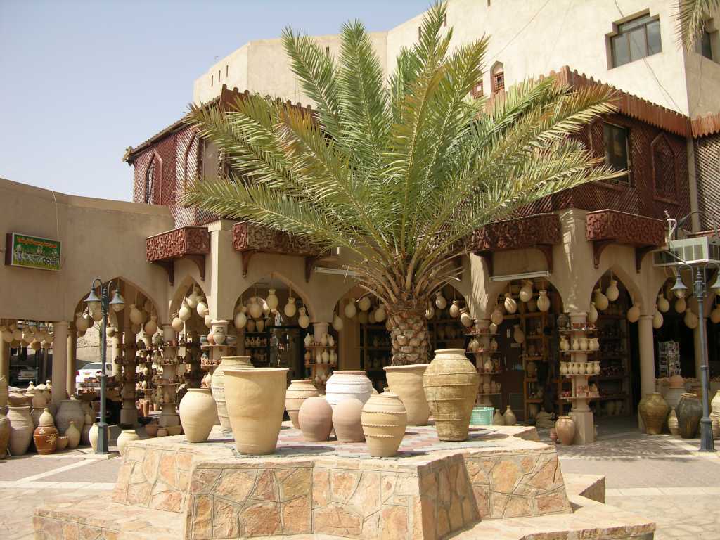Muscat 06 Nizwa 02 Old Market Pottery We stopped at Nizwa�s old market with lots of pottery on display. Most of the pottery comes from Bahla, where it is finely crafted.